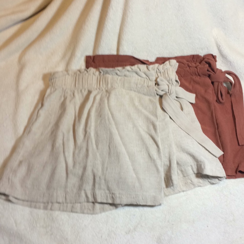 2 linen skorts entro  ladies Sz M